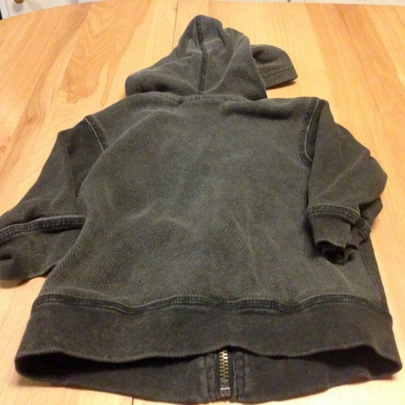 18 month hoodie bundle - Kenneth Cole, Park Bench - Picture 3 of 8
